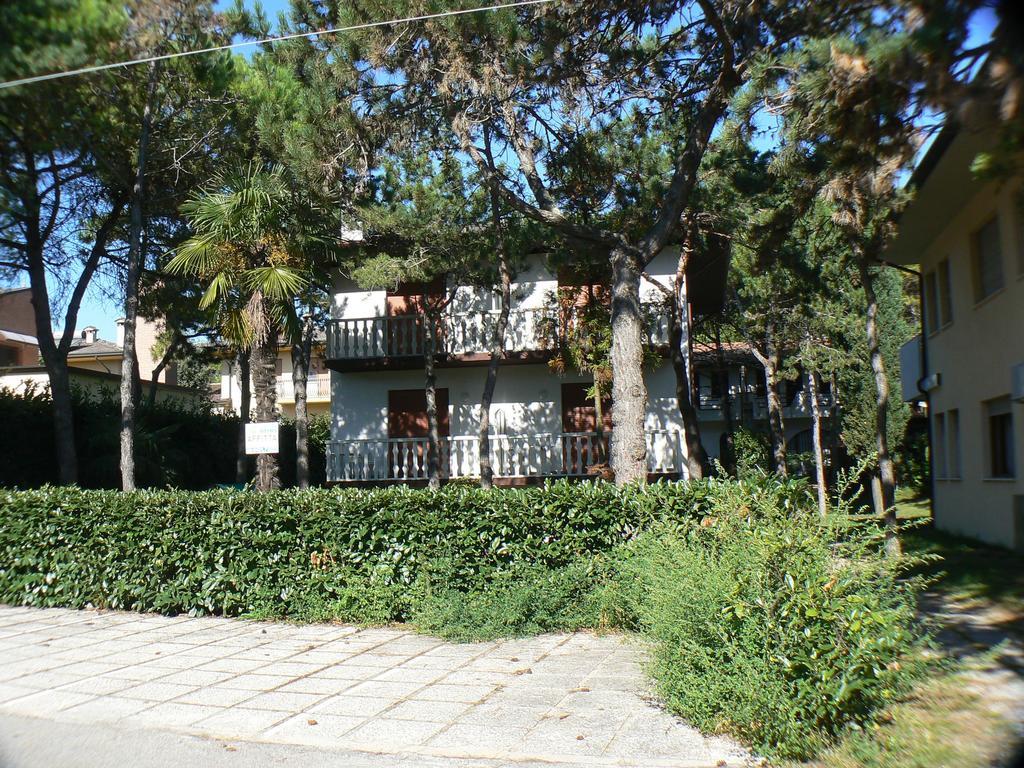 Villa Rosy 利尼亚诺萨比亚多罗 外观 照片